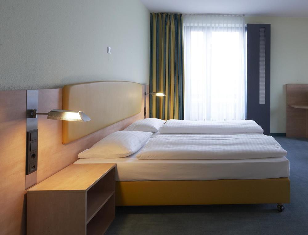 Intercityhotel Hamburg Hauptbahnhof מראה חיצוני תמונה