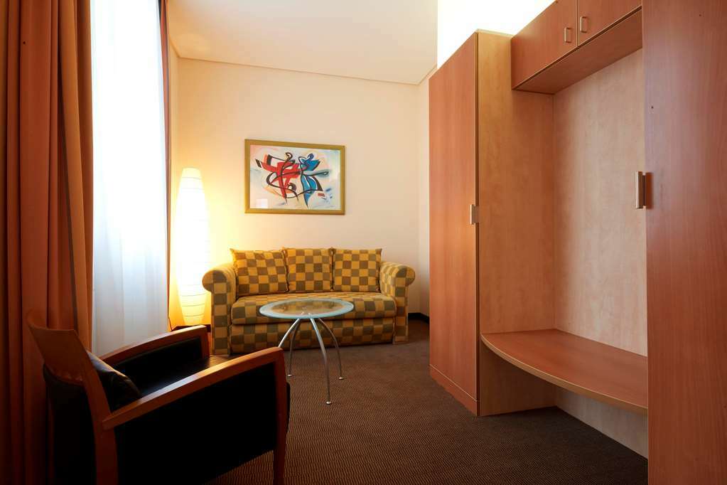 Intercityhotel Hamburg Hauptbahnhof חדר תמונה