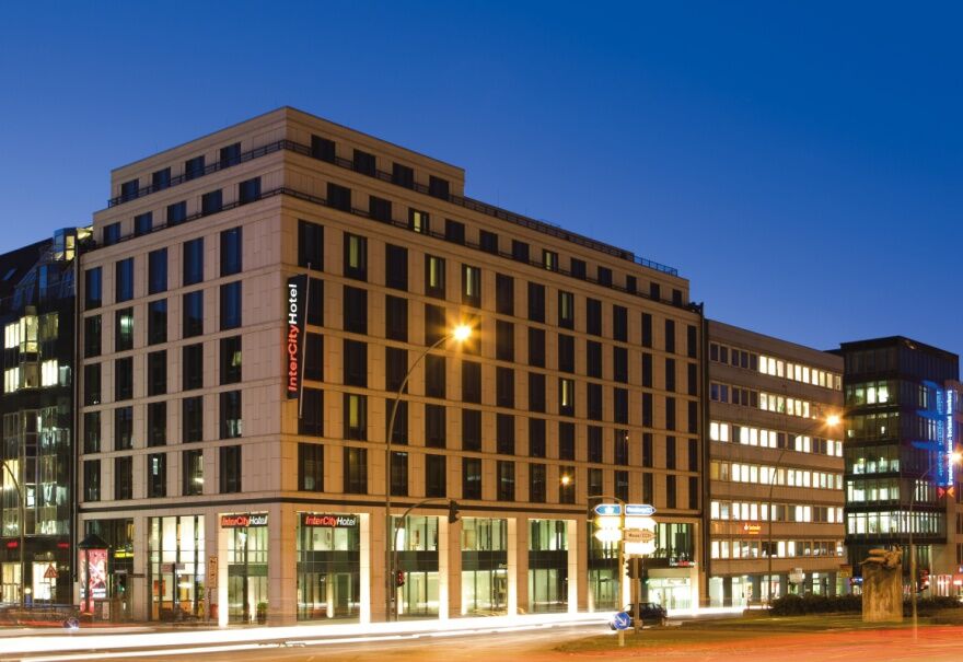 Intercityhotel Hamburg Hauptbahnhof מראה חיצוני תמונה
