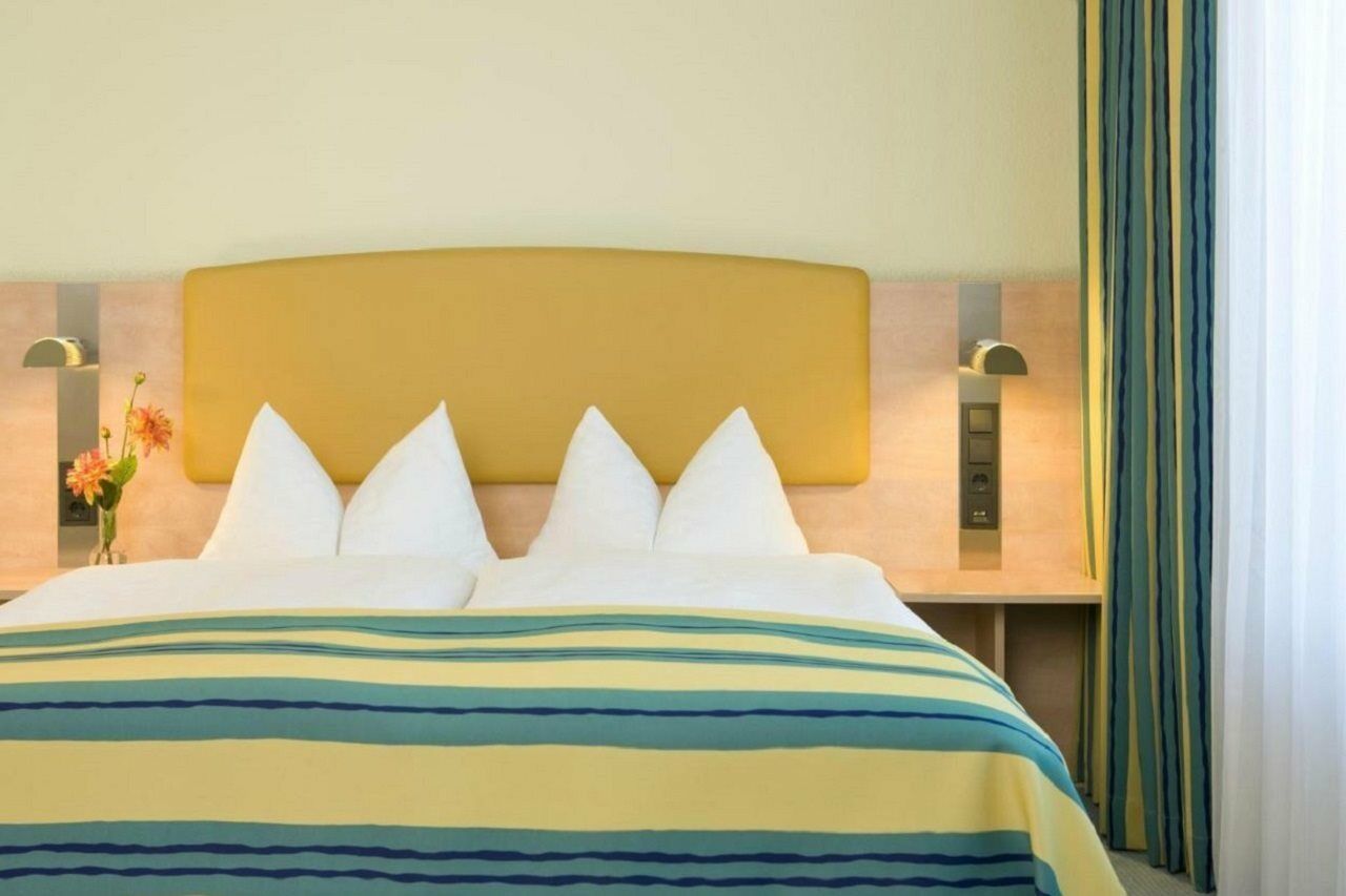 Intercityhotel Hamburg Hauptbahnhof מראה חיצוני תמונה